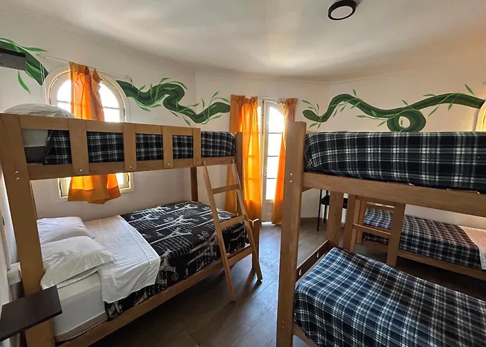 Casa Aguila Y Condor