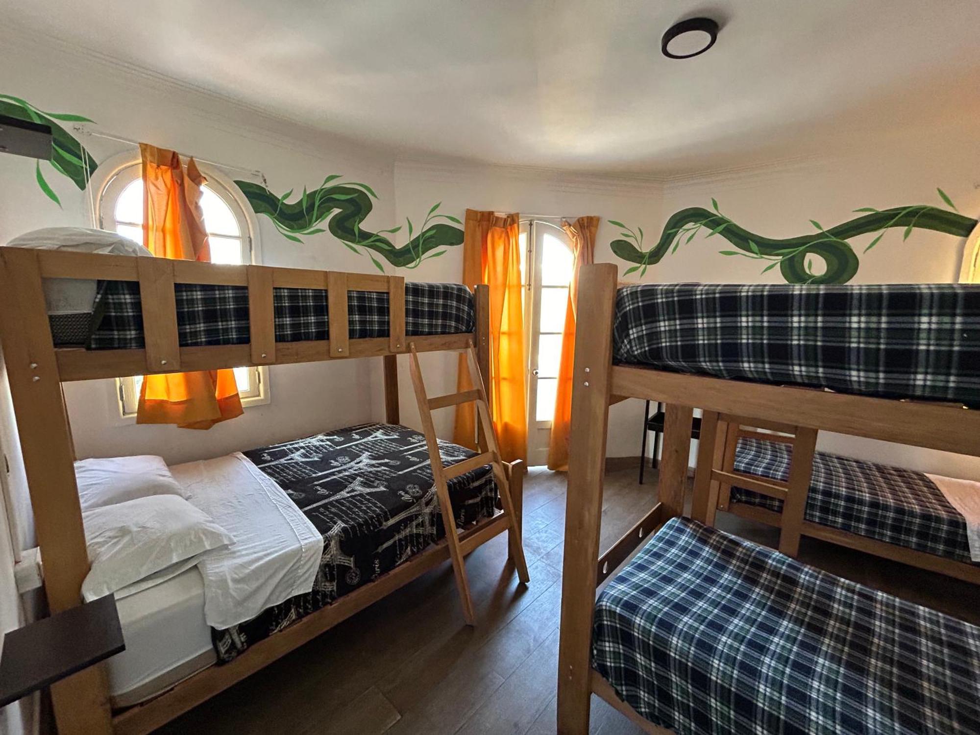 Hostel Casa Aguila Y Condor Lima